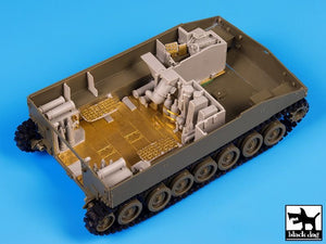 Black Dog T35101 M 109 A2 interior accessories set 1/35 – image 4
