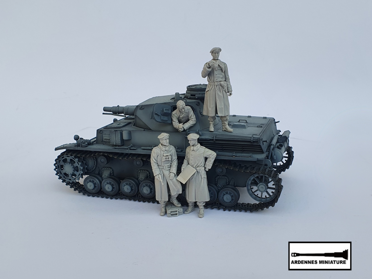 Ardennes Miniature 35043 GERMAN PANZER CREWMAN WW2 1/35 – Bild 2