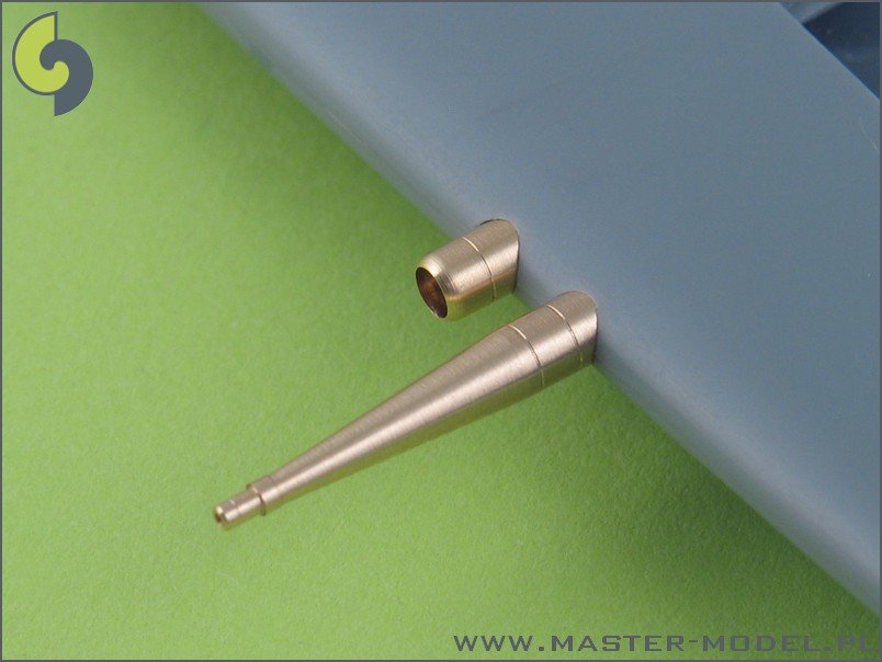 Master AM-48-005 Supermarine Spitfire early E wing - Hispano 20mm &amp;amp; .50cal in fairings 1/48 – imagen 2
