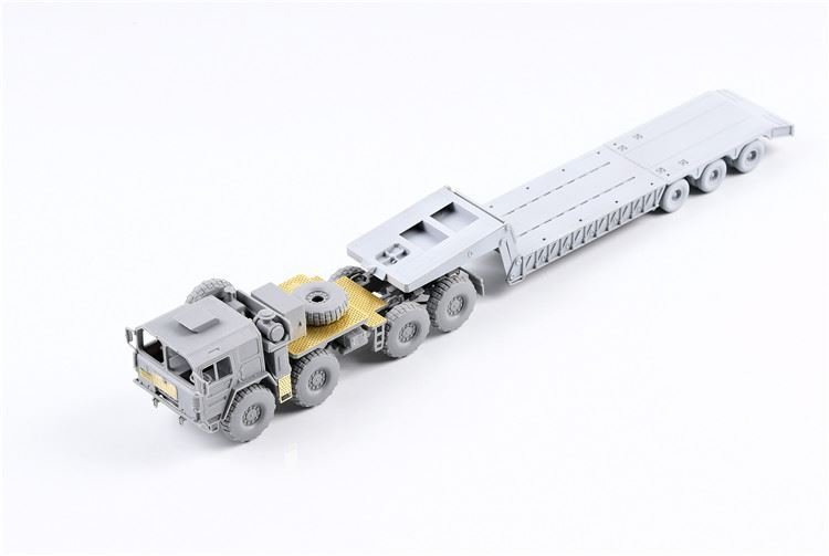 Modelcollect UA72341 German MAN KAT1M1014 8*8 HIGH-Mobility off-road truck with M870A1 semi-trailer 1/72 – Bild 10