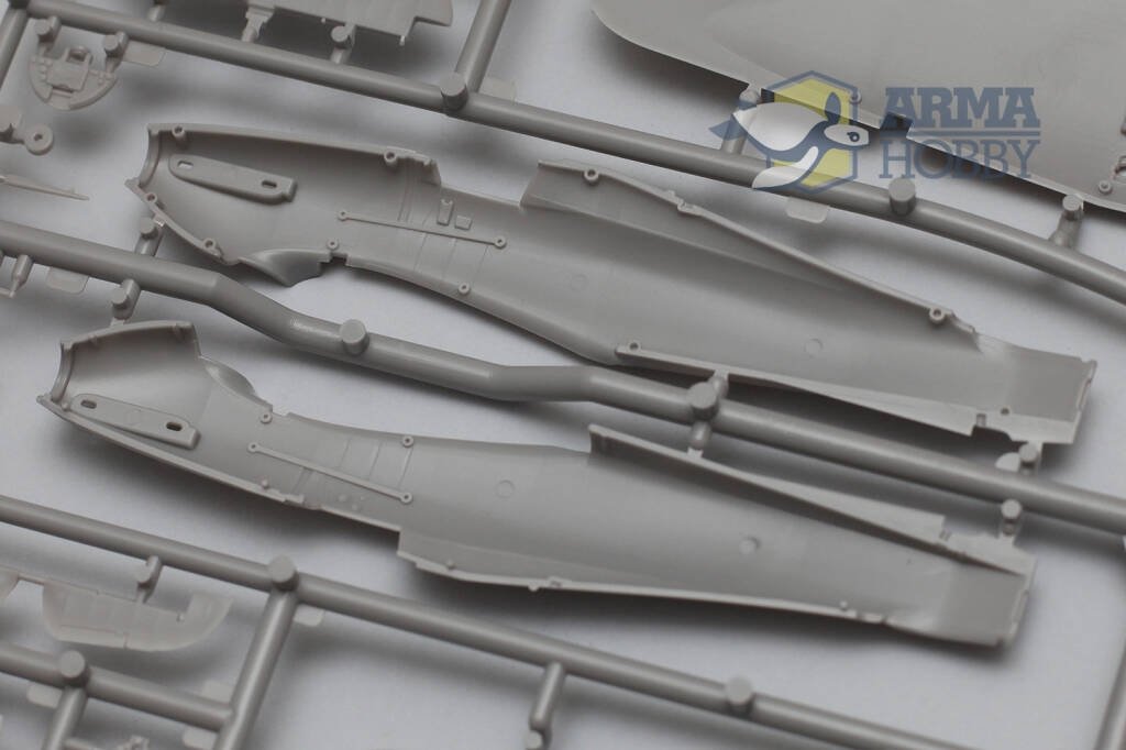 Arma Hobby 70025 Hurricane Mk I Eastern Front - Limited Edition 1/72 – Bild 13