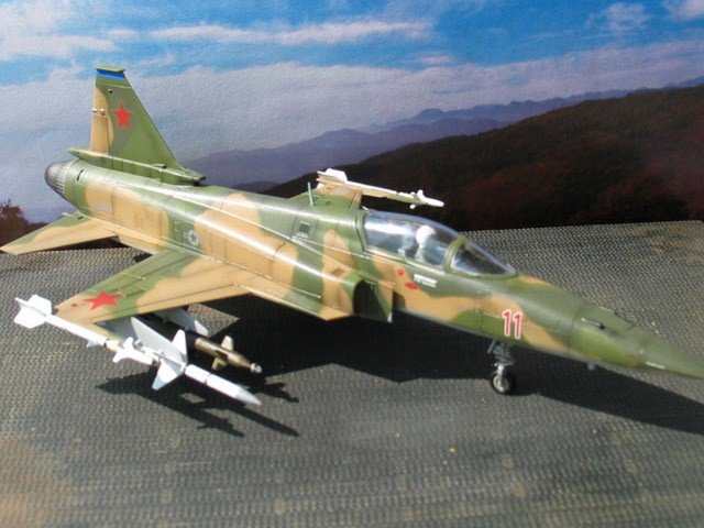 Hasegawa B3 F-20 Tigershark 1/72 – immagine 3