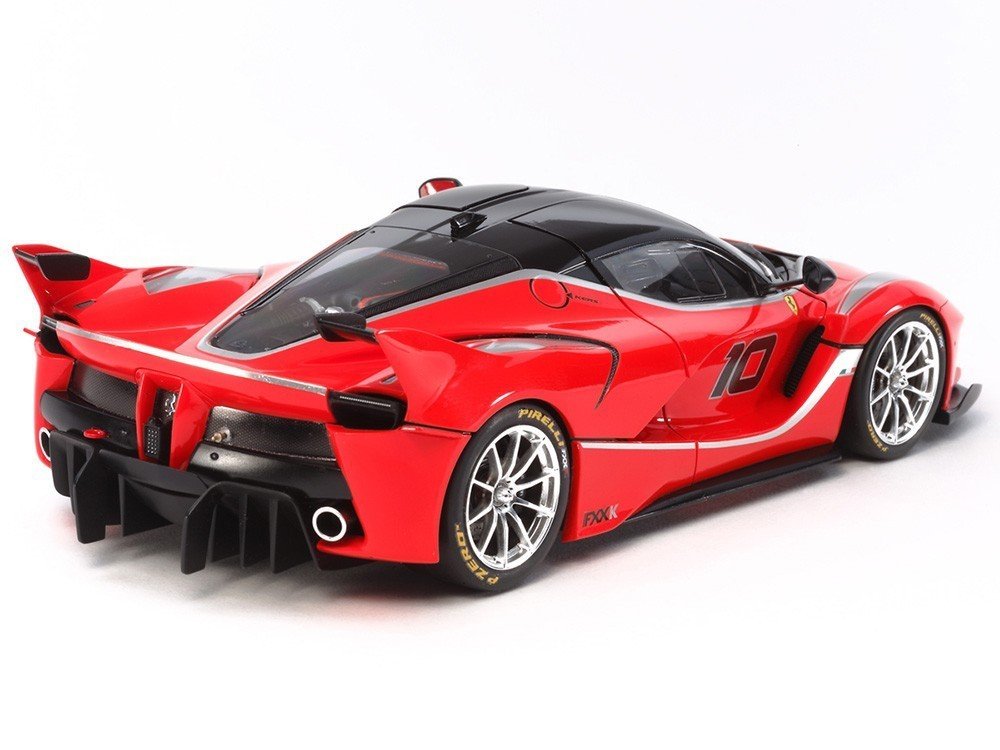 Tamiya 21156 Ferrari FXX K - model kolekcjonerski 1/24 – zdjęcie 2