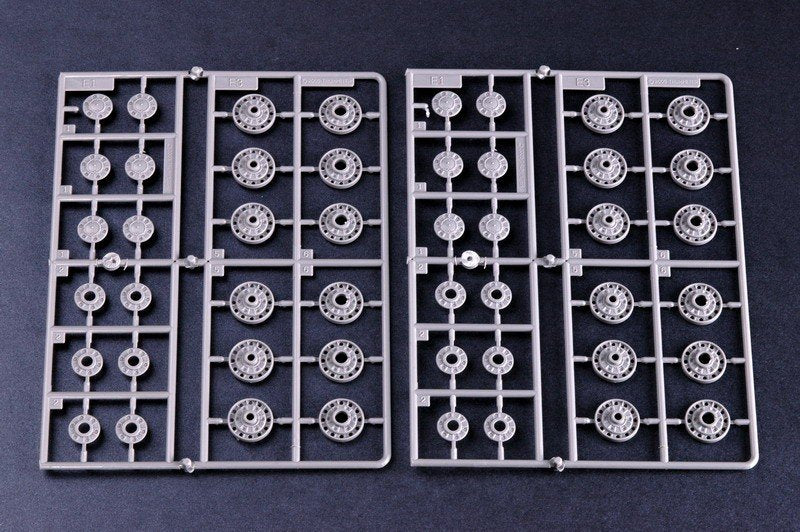 Trumpeter 00357 Russia KV-1 s Ehkranami 1/35 – imagen 24