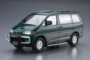 Aoshima 05667 Mitsubishi PE8W Delica Space Gear &amp;#39;96 1/24 – zdjęcie 2
