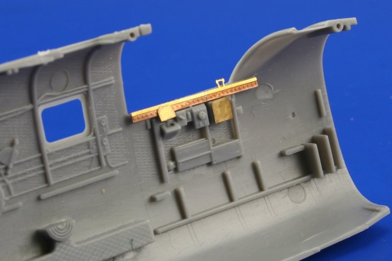 Eduard 49322 B-25B interior 1/48 ACCURATE MINIATURES – image 5