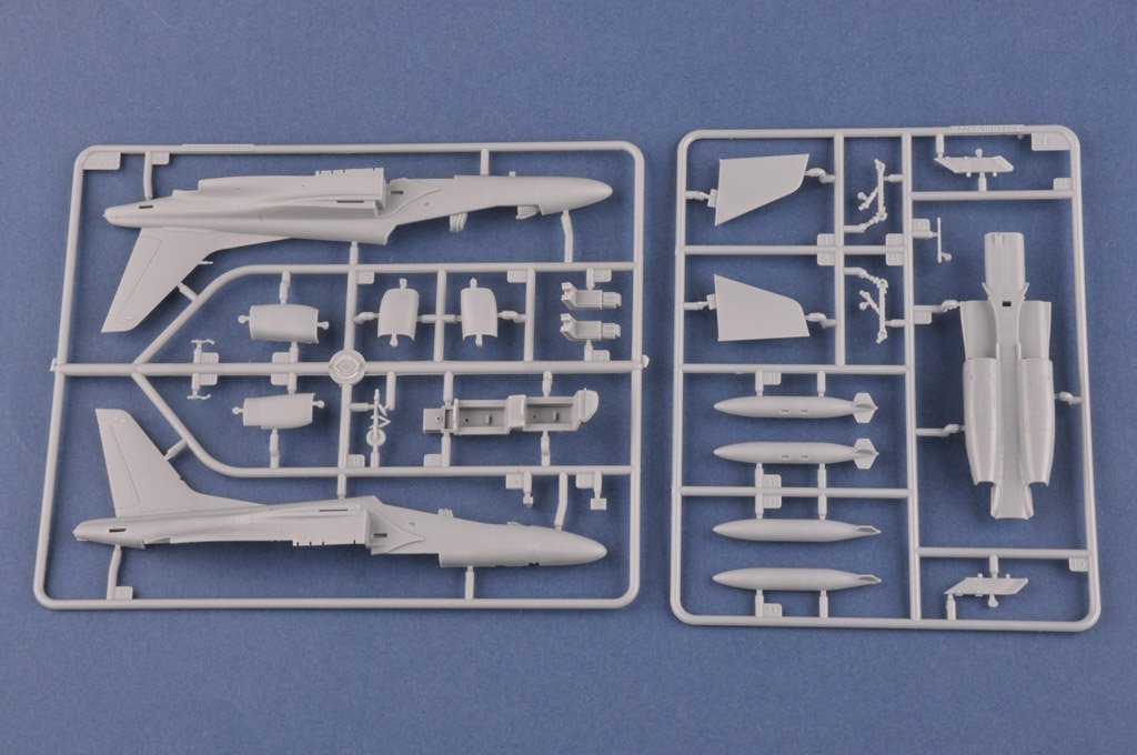 Hobby Boss 87266 J.A.S.D.F T-4 Trainer 1/72 – Bild 6