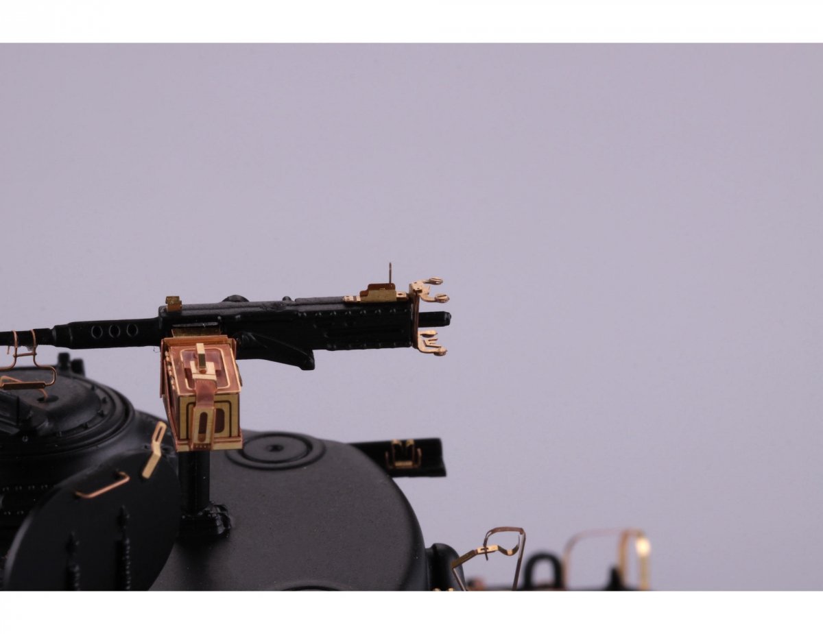 Eduard 36350 M4A3E8 ITALERI 1/35 – image 12