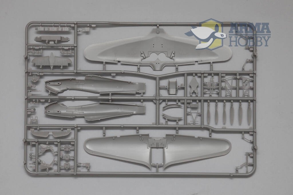 Arma Hobby 70025 Hurricane Mk I Eastern Front - Limited Edition 1/72 – Bild 6