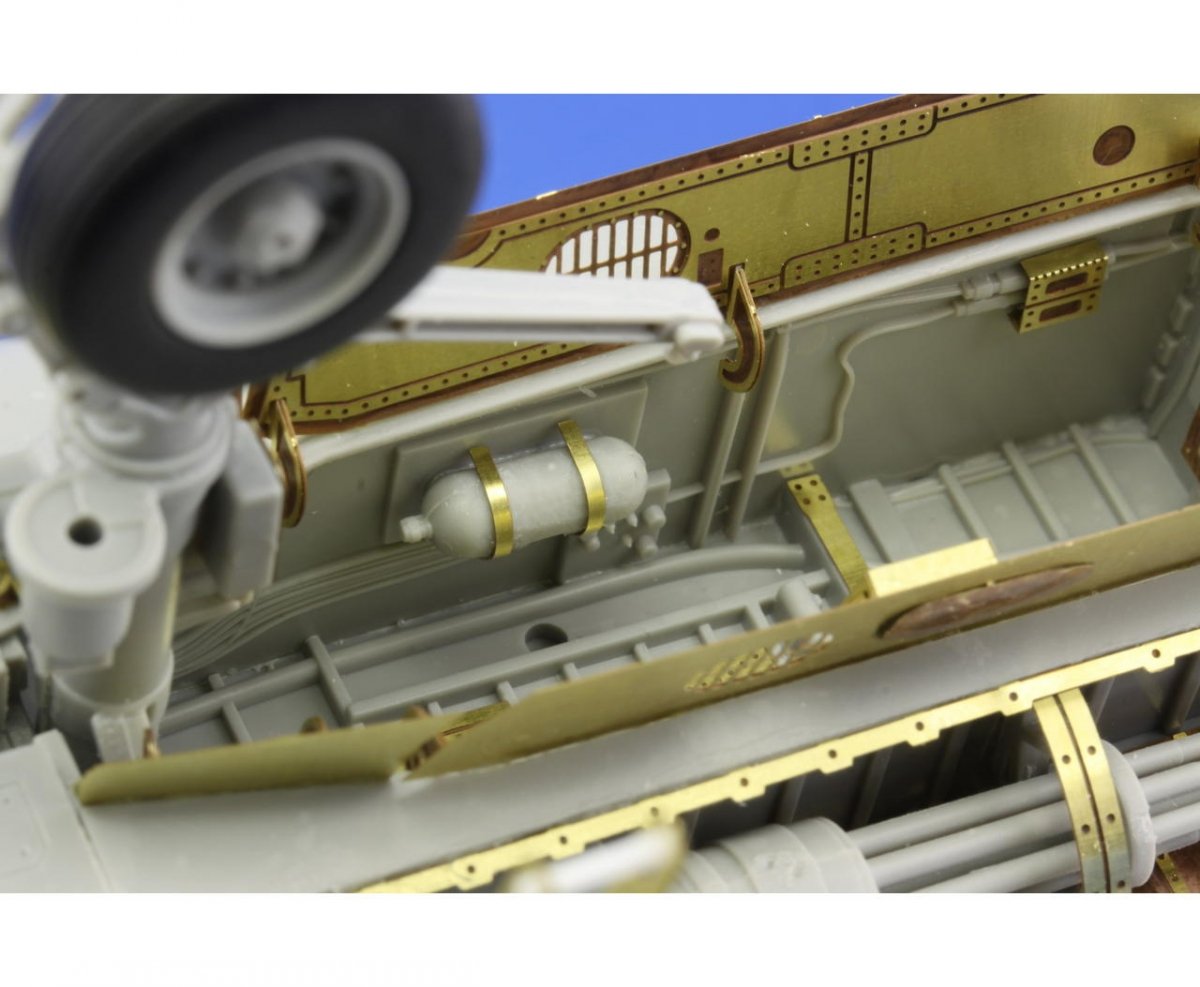 Eduard 32310 F-14D undercarriage 1/32 TRUMPETER – immagine 12