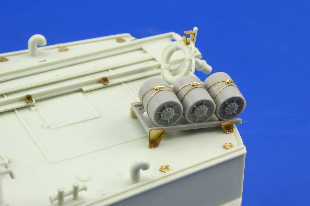 Eduard 53009 S-100 Schnellboot REVELL 1/72 – image 11