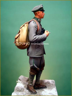 Young Miniatures YM7001-R Oberleutnant 3rd Light Infantry Regiment 1917 70mm – Bild 3