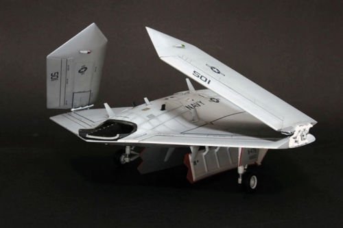 Freedom 18001 U.S Navy UCAS X-47B 1/48 – Bild 7