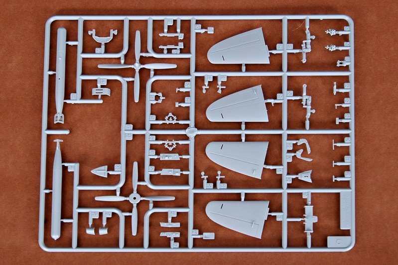 Trumpeter 01619 BRITISH WYVERN S.4 1/72 – Bild 6