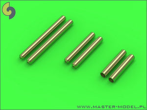 Master AM-72-087 F6F-5 Hellcat - late armament (covered .50 cal Browning barrels) 1/72