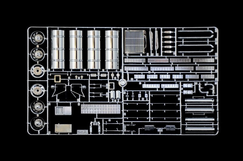 Italeri 3925 FREIGHTLINER FLD 120 SPECIAL 1/24 – Bild 4