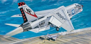 Trumpeter 02273 F-8J Crusader 1/32