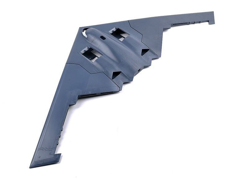 Modelcollect UA72201 USAF B-2A Spirit Stealth strategic Bomber 1/72 – Bild 4