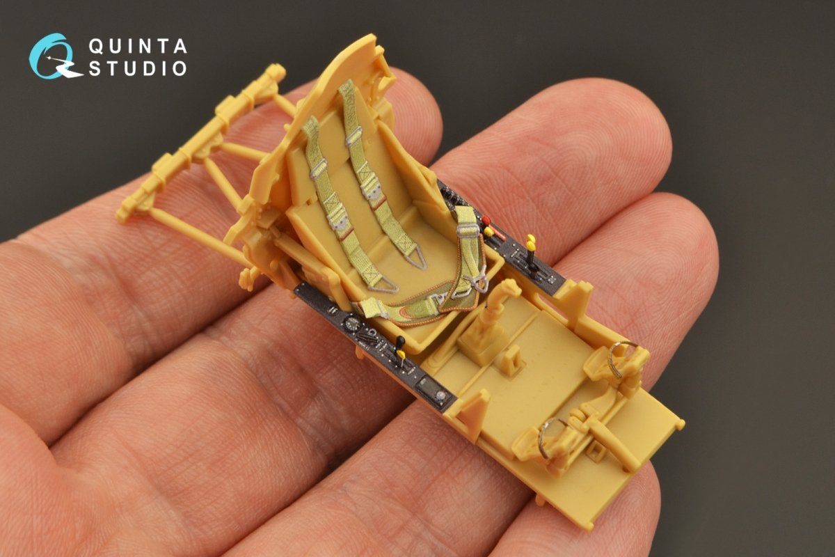 Quinta Studio QD32129 Hs 129B-2 3D-Printed &amp;amp; colored Interior on decal paper (Zoukei-Mura) 1/32 – image 4