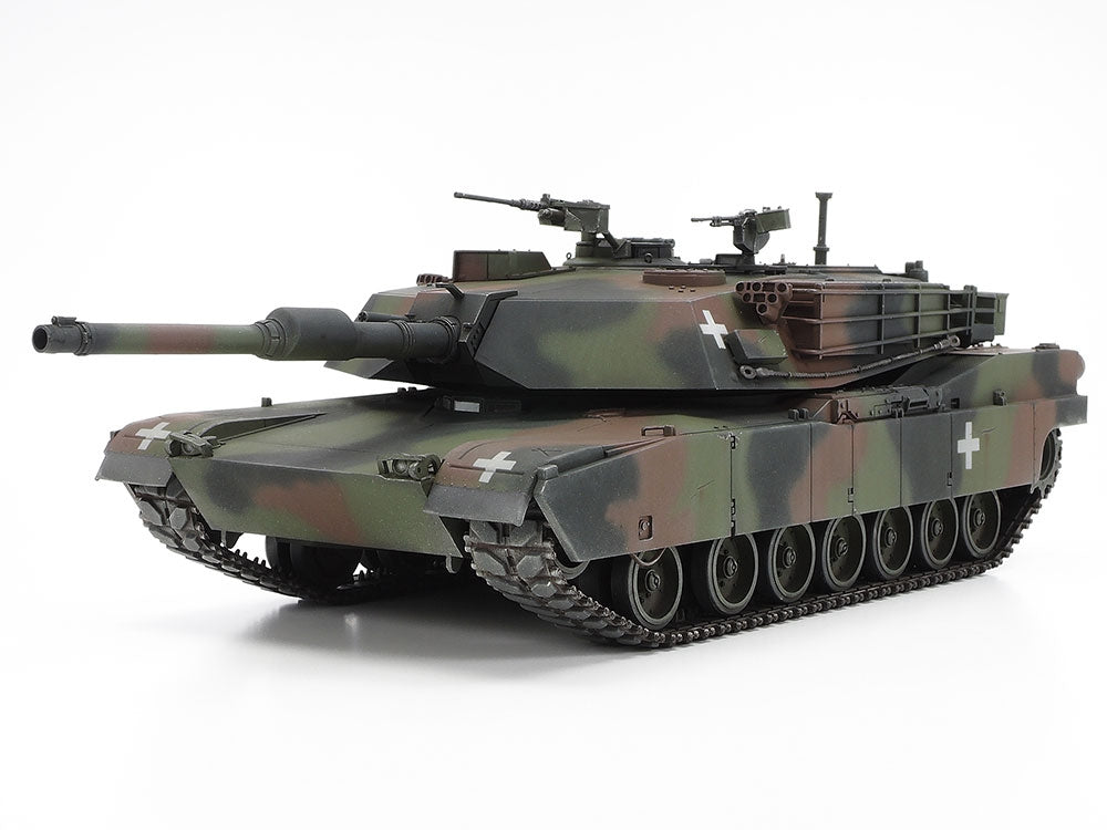 Tamiya 25216 U.S. M1A1 Abrams Tank &amp;quot;Ukraine&amp;quot; 1/35