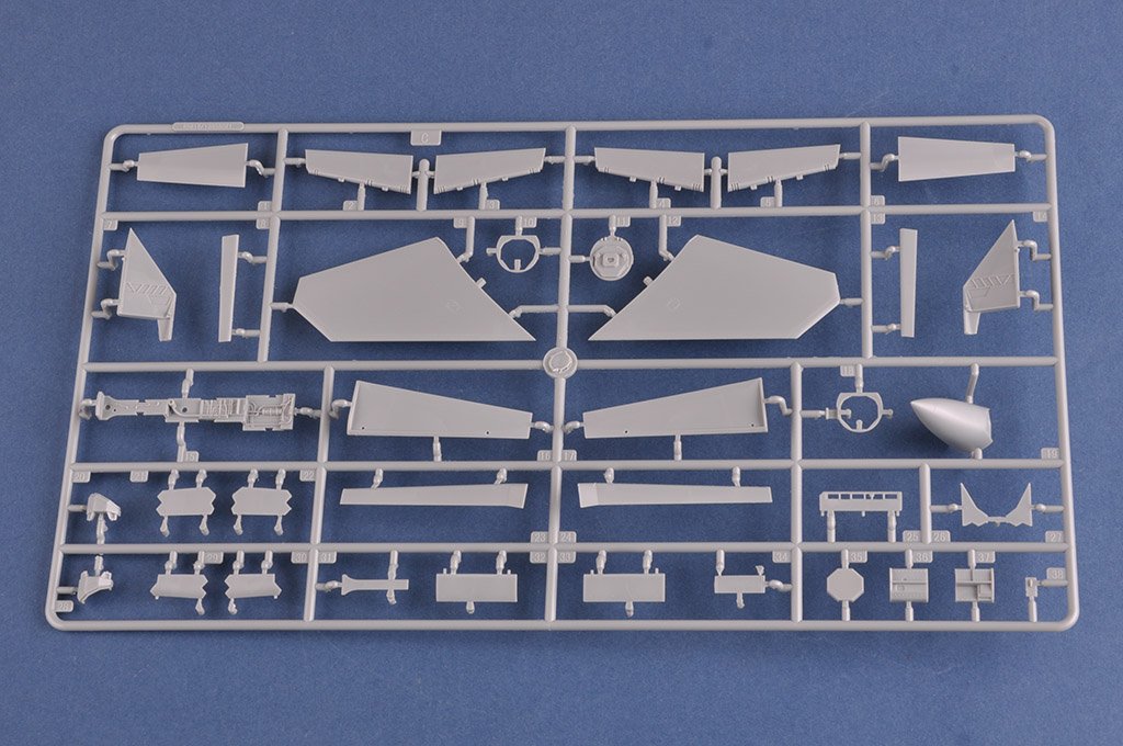 Hobby Boss 85813 F/A-18F Super Hornet 1/48 – Bild 10