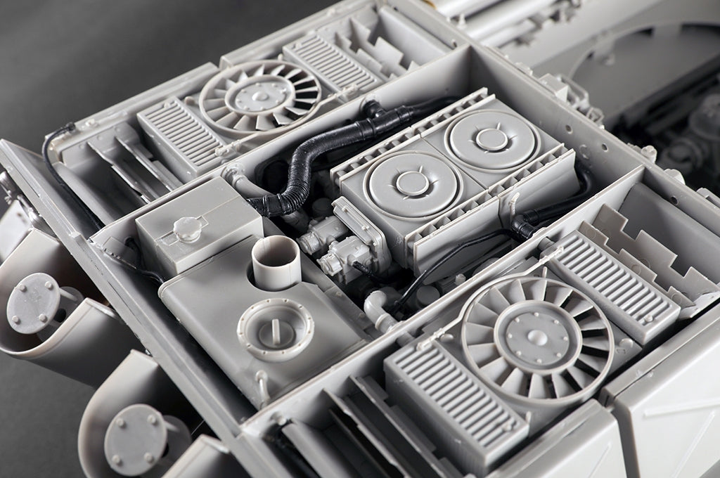 Trumpeter 00948 German Tiger II Heavy Tank - Porsche Turret Early Production 1/16 – Bild 9