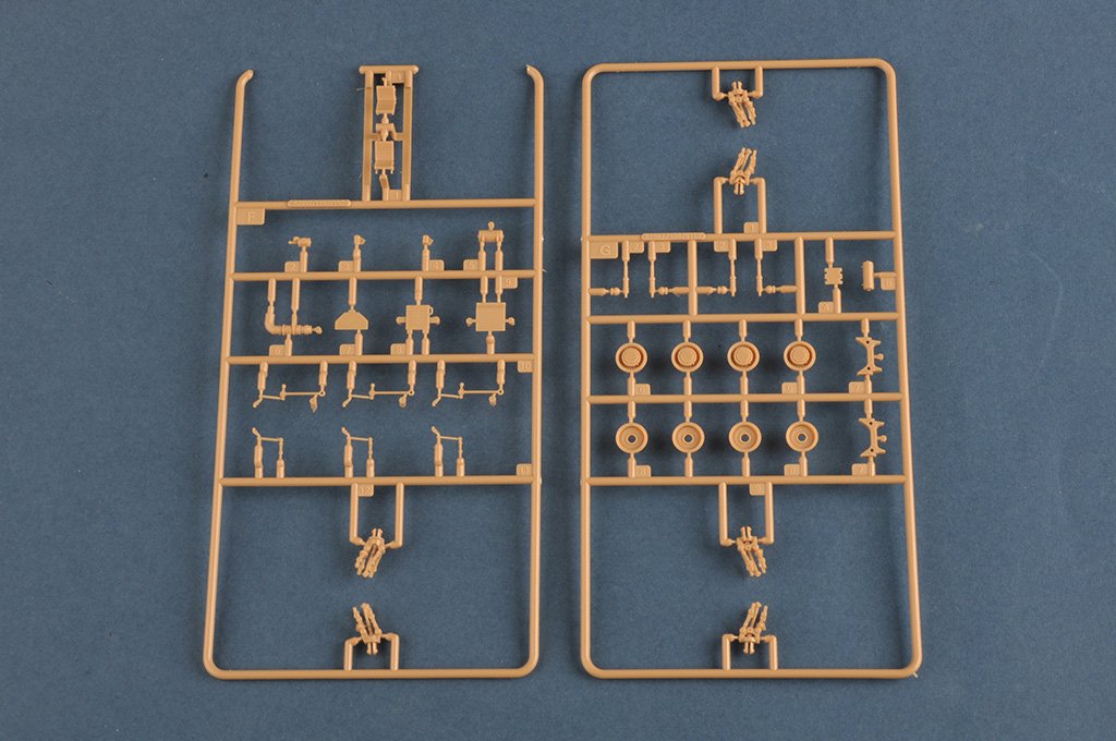 Hobby Boss 82952 15U175 TEL of RS-12M1 Topol-M ICBM complex 1/72 – Bild 14