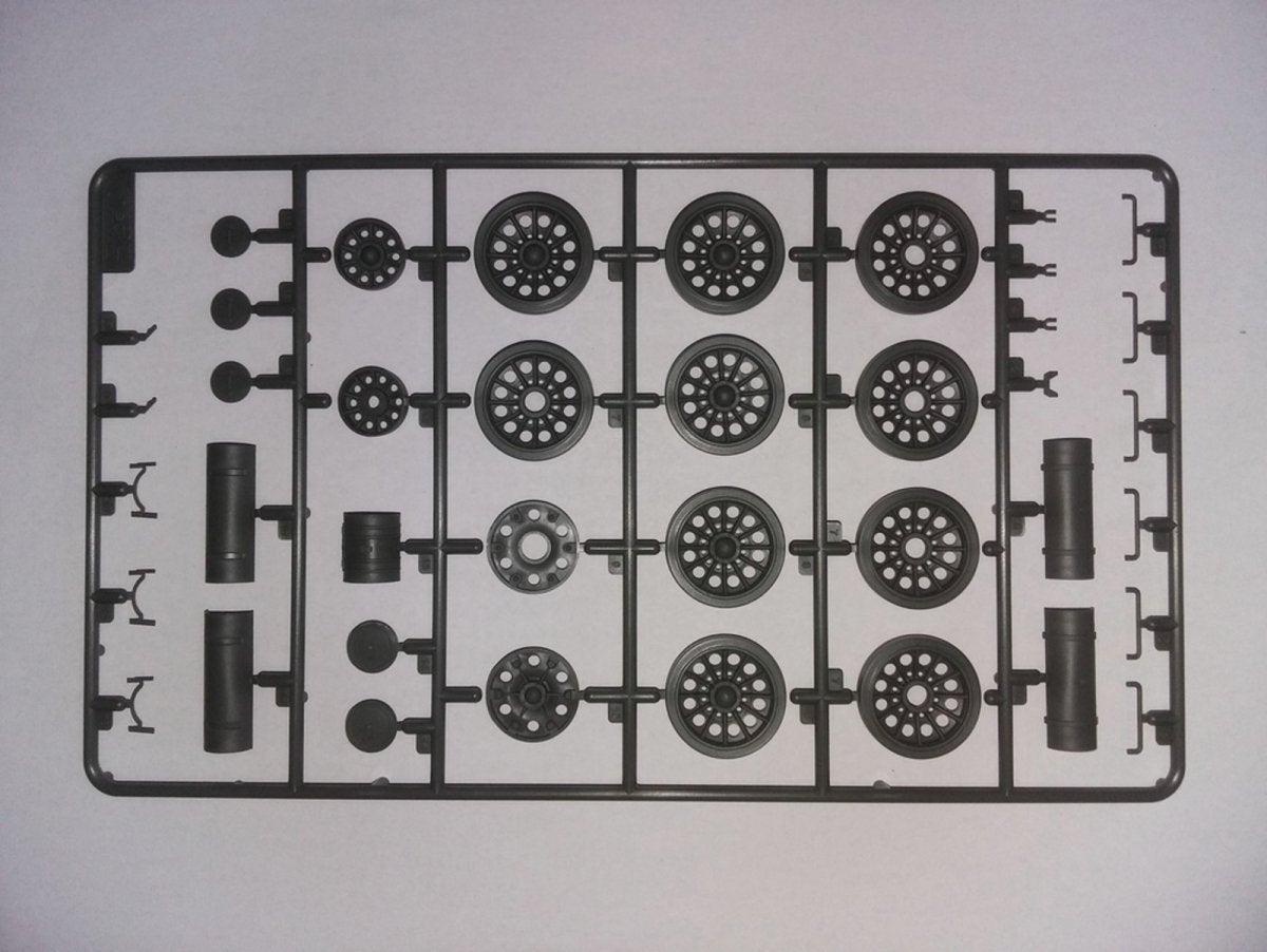 ICM 35367 Т-34-85, WWII Soviet Medium Tank 1/35 – image 7