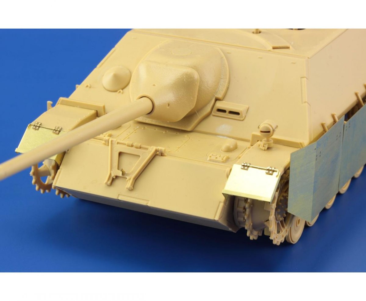 Eduard 36310 Jagdpanzer IV (70) Lang Schürzen TAMIYA 1/35 – image 4