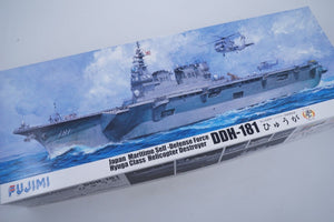 Fujimi 600116 Destroyer porte-hélicoptères de classe Hyuga JMSDF DDH-181 Hyuga 1/350