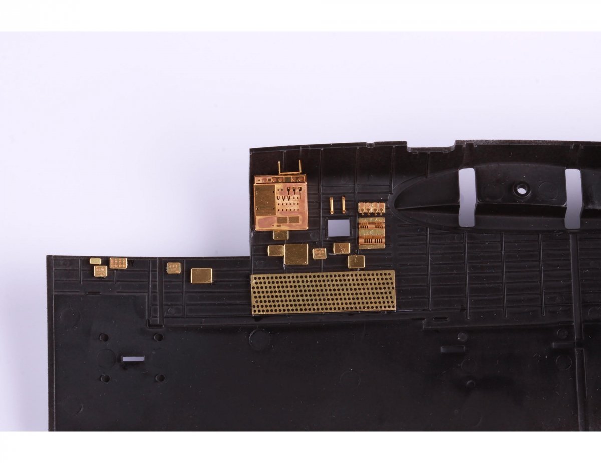 Eduard 73592 H8K2 Emily cockpit interior HASEGAWA 1/72 – image 8