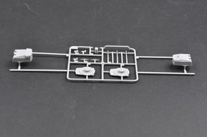 Trumpeter 03702 German Bismarck Battleship 1/200 – image 32