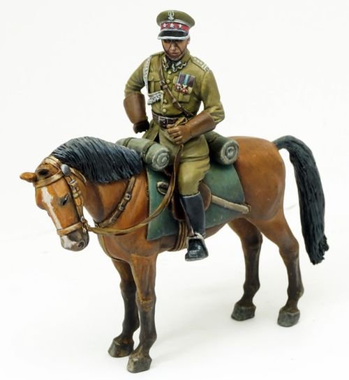 ToRo Model 35F107 Polska Międzywojenna - Płk. Bolesław Wieniawa-Długoszowski / Interwar Poland - Col. Boleslaw Wieniawa-Dlugoszowski commander of the 1st Regiment of the chevaliers 1/35 – Bild 3