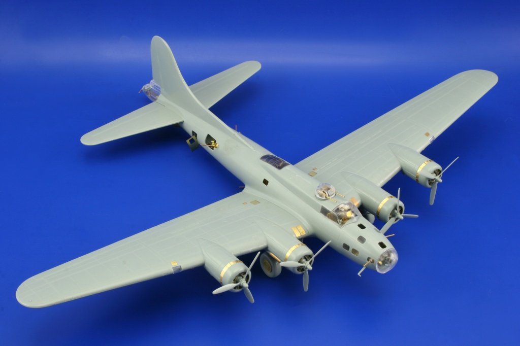 Eduard 72468 B-17E/ F exterior 1/72 ACADEMY MINICRAFT – Bild 3