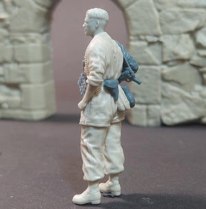 Panzer Art FI35-248 German fallschirmjager MG34 ammo carrier 1/35 – Bild 2
