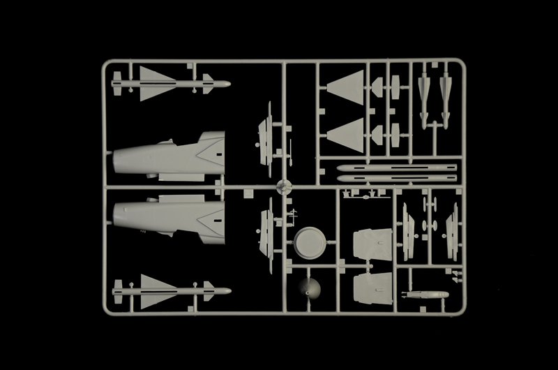 Italeri 2798 MiG-23 MF/BN FLOGGER 1/48 – immagine 14