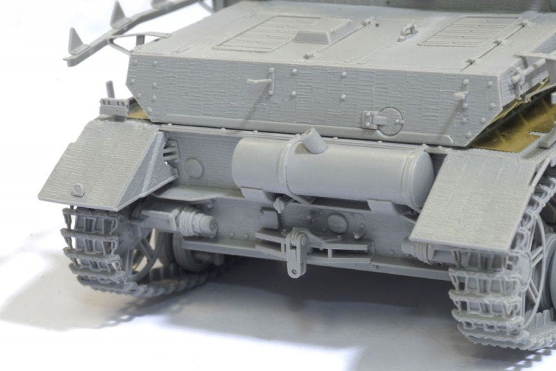 Dragon 6576 d.Kfz. 167 StuG. IV Early Production w/Zimmerit 1/35 – Bild 10