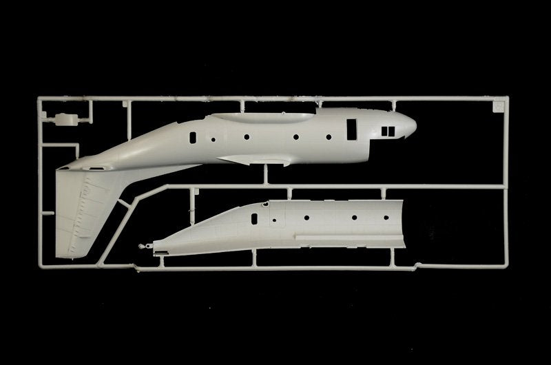 Italeri 1450 C-27J SPARTAN / G.222 1/72 – image 11
