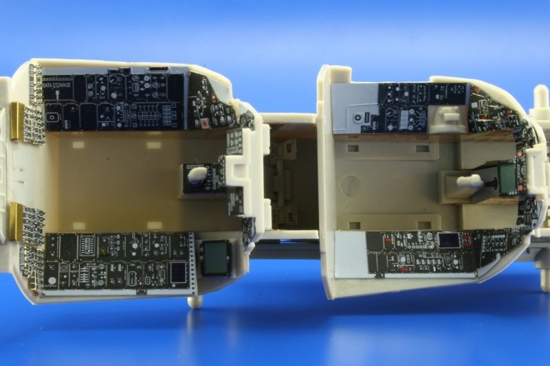 Eduard 32529 F-14A interior 1/32 Tamiya – immagine 10