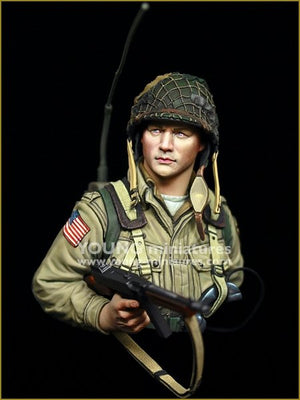 Young Miniatures YM1885 US Airborne Radio Operator CARENTAN 1944 1/10 – immagine 2