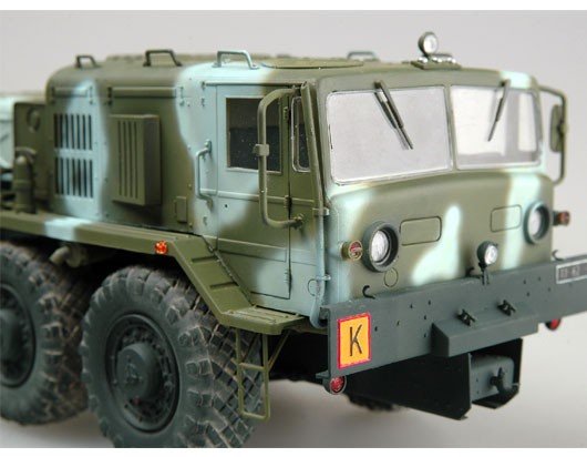 Trumpeter 01005 MAZ/KZKT-537L Ballast Tractor 1/35 – immagine 4