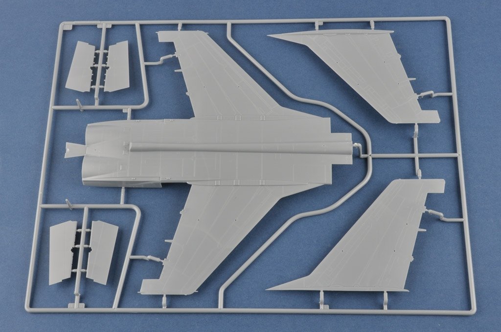 Hobby Boss 81770 MiG-31BM. w/KH-47M2 1/48 – image 4