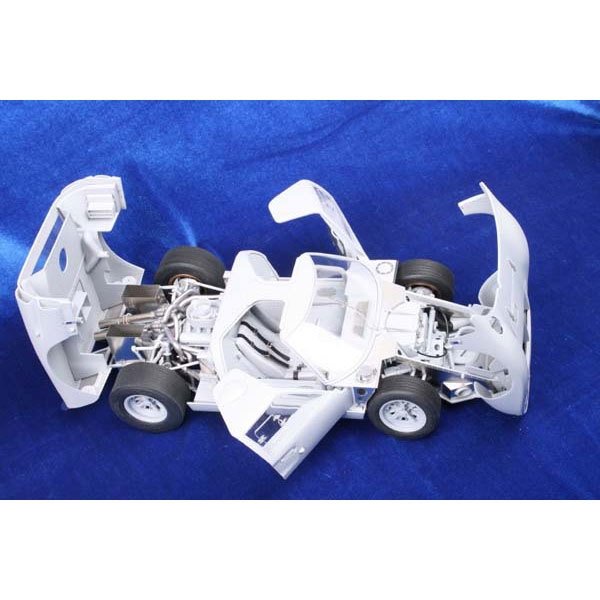KA Models KS-00007 GT40 SUPER DETAIL-UP DELUXE PACK for Trumpeter 1/12 – immagine 11