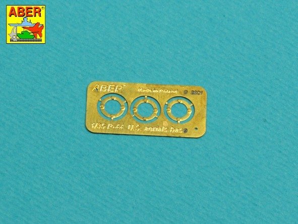 Aber R-44 Zestaw 2 anten VHF pojazdów NATO / Set of 2 NATO antennas with mount bases 1/35 – immagine 4