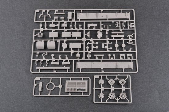 Trumpeter 01550 Char russe T-62 Mod.1975 avec chasse-mines KMT-6 (1/35) – image 9