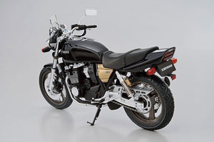 Aoshima 06303 Yamaha 4HM XJR400 1993 1/12 – image 3