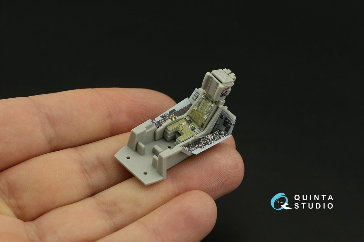 Quinta Studio QD48280 F/A-18C late 3D-Printed &amp;amp; coloured Interior on decal paper (HobbyBoss) 1/48 – immagine 3
