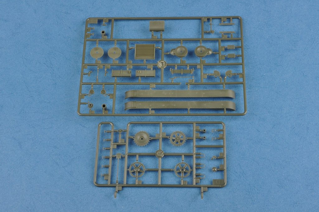 Hobby Boss 82497 Soviet T-26 Light Infantry Tank Mod.1938 1/35 – immagine 7