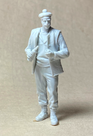 Copper State Models F35-037 French marine armoured car crewman with a bottle of wine 1/35 – immagine 2