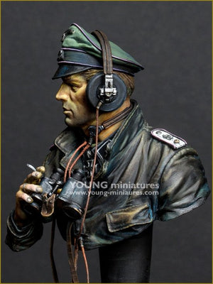 Young Miniatures YM1876 SS Panzer Commander Normandie 1944 1/10 – image 5